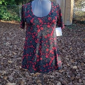NWT Lularoe Red Rose Perfect T shirt